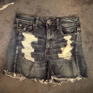 American Eagle Shorts Size 8 Worn a few times
